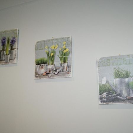 City Room Волос Екстериор снимка