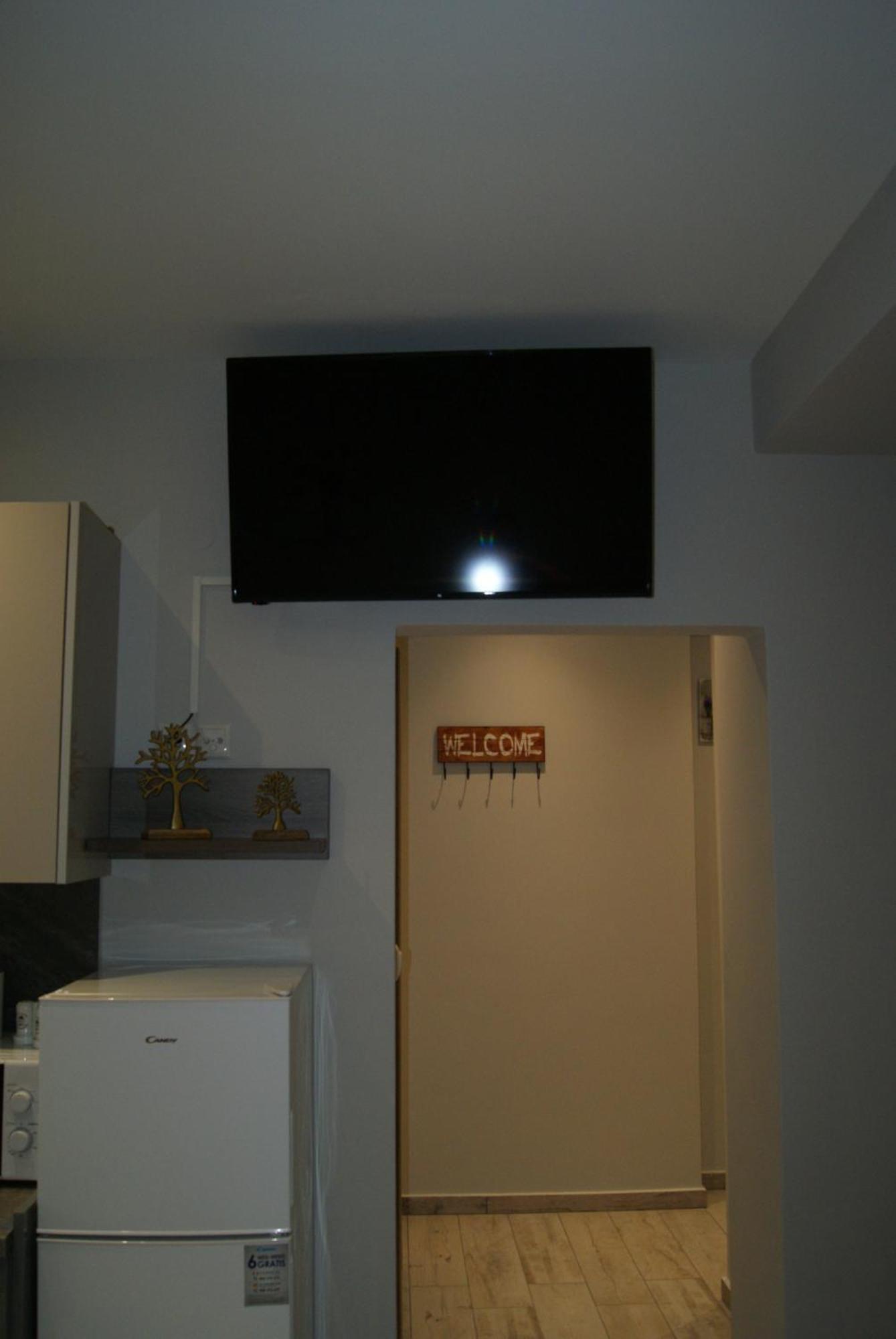 City Room Волос Екстериор снимка